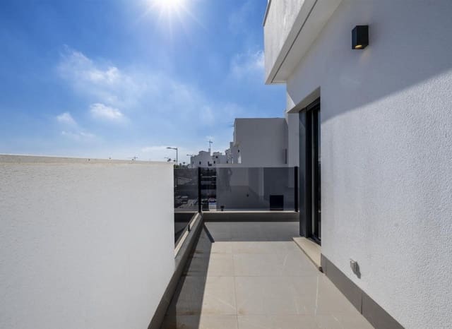 5 soveværelse Villa til salg i Torre-Pacheco med swimmingpool - € 675.000 (Ref: 9993563)