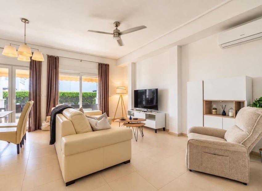 3 bedroom Villa for sale in La Torre Golf Resort with pool garage - € 345,000 (Ref: 9993565)