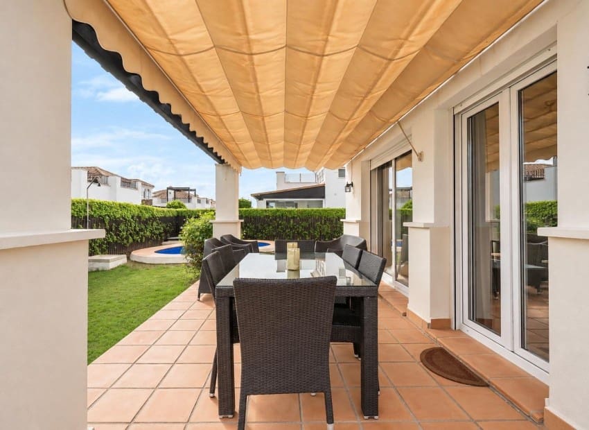 3 bedroom Villa for sale in La Torre Golf Resort with pool garage - € 345,000 (Ref: 9993565)