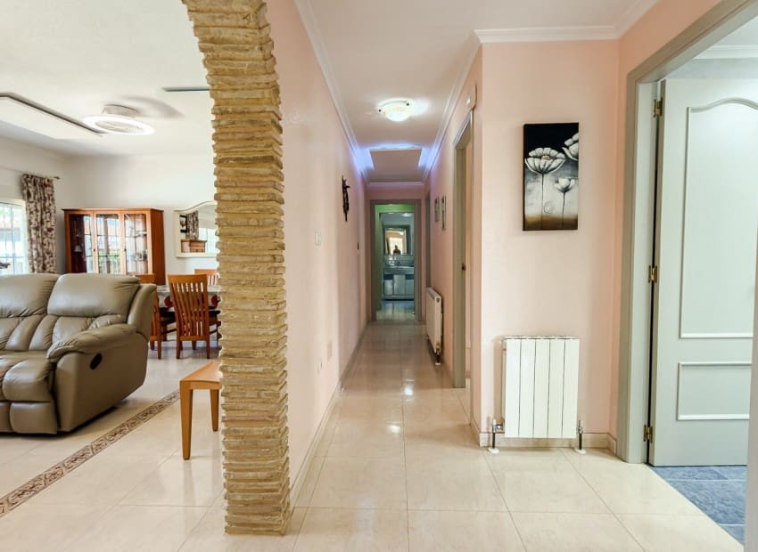 3 soverom Villa til salgs i Catral med svømmebasseng garasje - € 585 500 (Ref: 9994553)