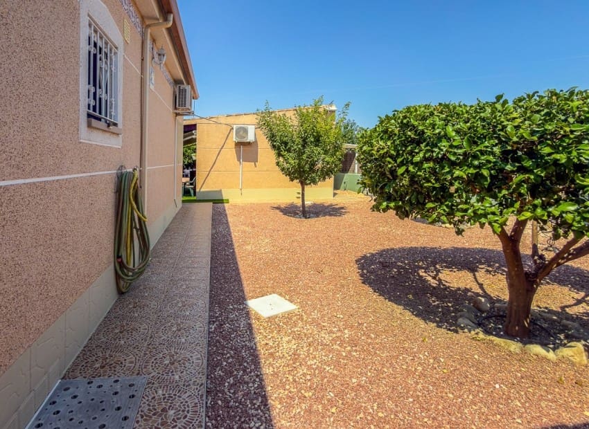 3 soverom Villa til salgs i Catral med svømmebasseng garasje - € 585 500 (Ref: 9994553)