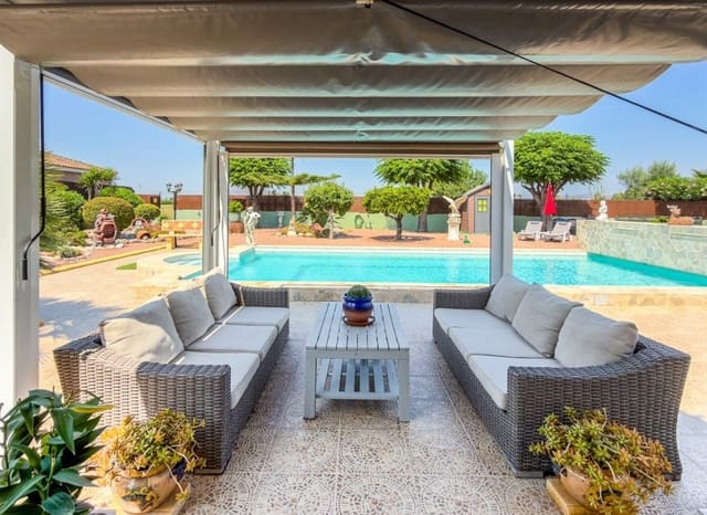 3 chambre Villa/Maison à vendre à Catral avec piscine garage - 585 500 € (Ref: 9994553)