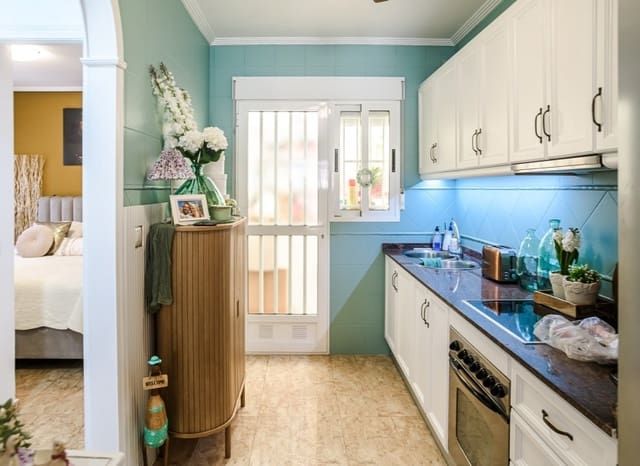 3 soverom Hus til salgs i El Raso, Guardamar del Segura med svømmebasseng - € 299 500 (Ref: 9994616)