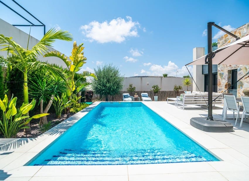 3 Zimmer Villa zu verkaufen in Algorfa mit Pool Garage - 600.000 € (Ref: 9994617)