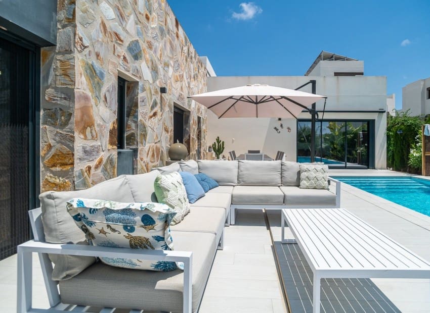 3 Zimmer Villa zu verkaufen in Algorfa mit Pool Garage - 600.000 € (Ref: 9994617)