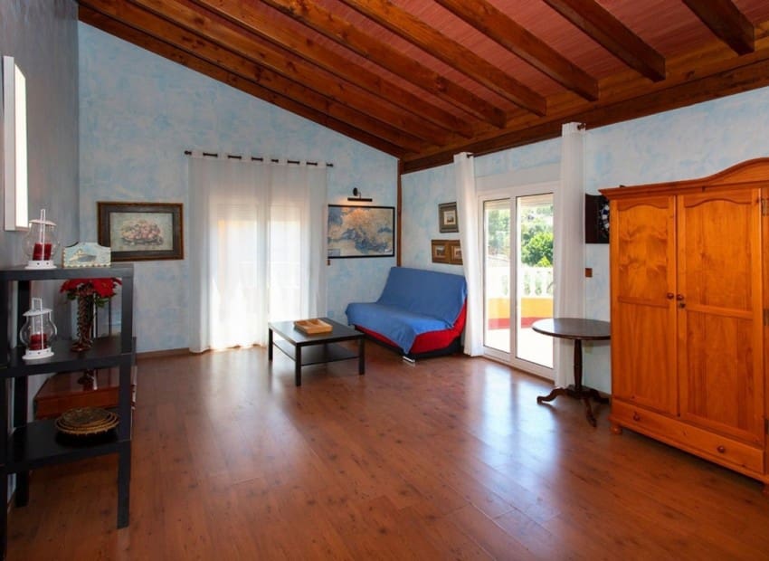 Chalet de 5 habitaciones en Orihuela en venta con piscina - 490.000 € (Ref: 9996181)