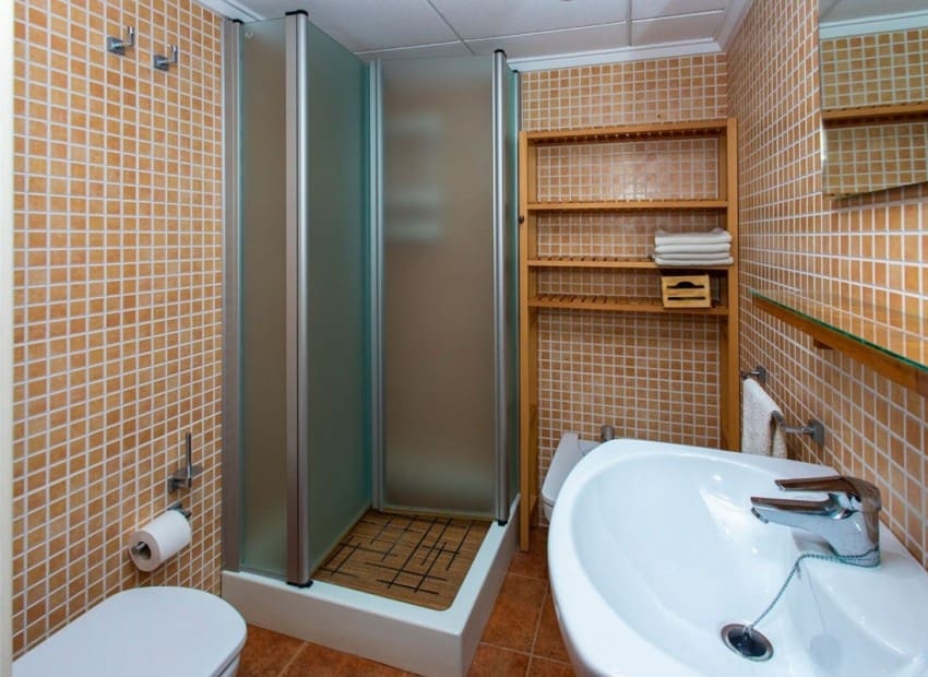Chalet de 5 habitaciones en Orihuela en venta con piscina - 490.000 € (Ref: 9996181)