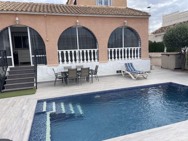 Chalet de 3 habitaciones en Camposol, Mazarrón en venta con piscina garaje - 249.775 € (Ref: 10124982)