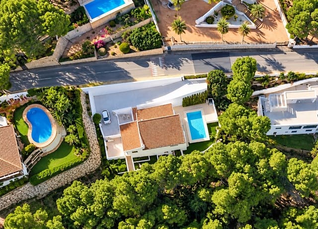 3 bedroom Villa for sale in Altea with pool garage - € 515,000 (Ref: 10153748)
