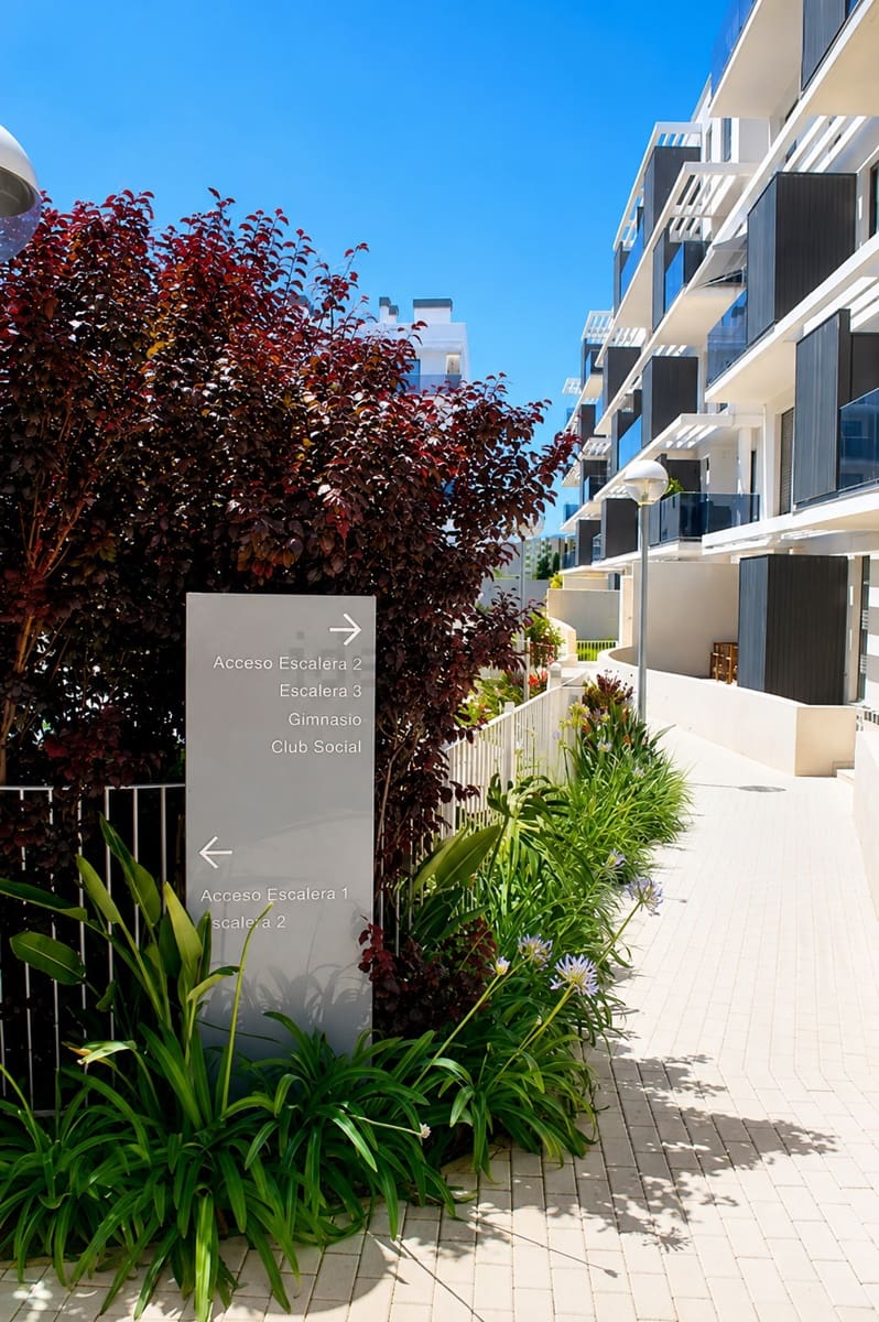 2 Zimmer Apartment zu verkaufen in Denia mit Pool Garage - 359.000 € (Ref: 10153757)