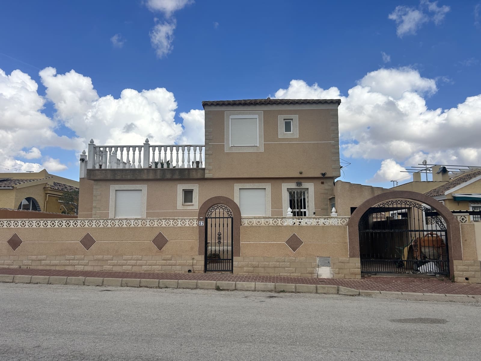 4 soverom Villa til salgs i Mazarron med svømmebasseng garasje - € 219 950 (Ref: 10168807)