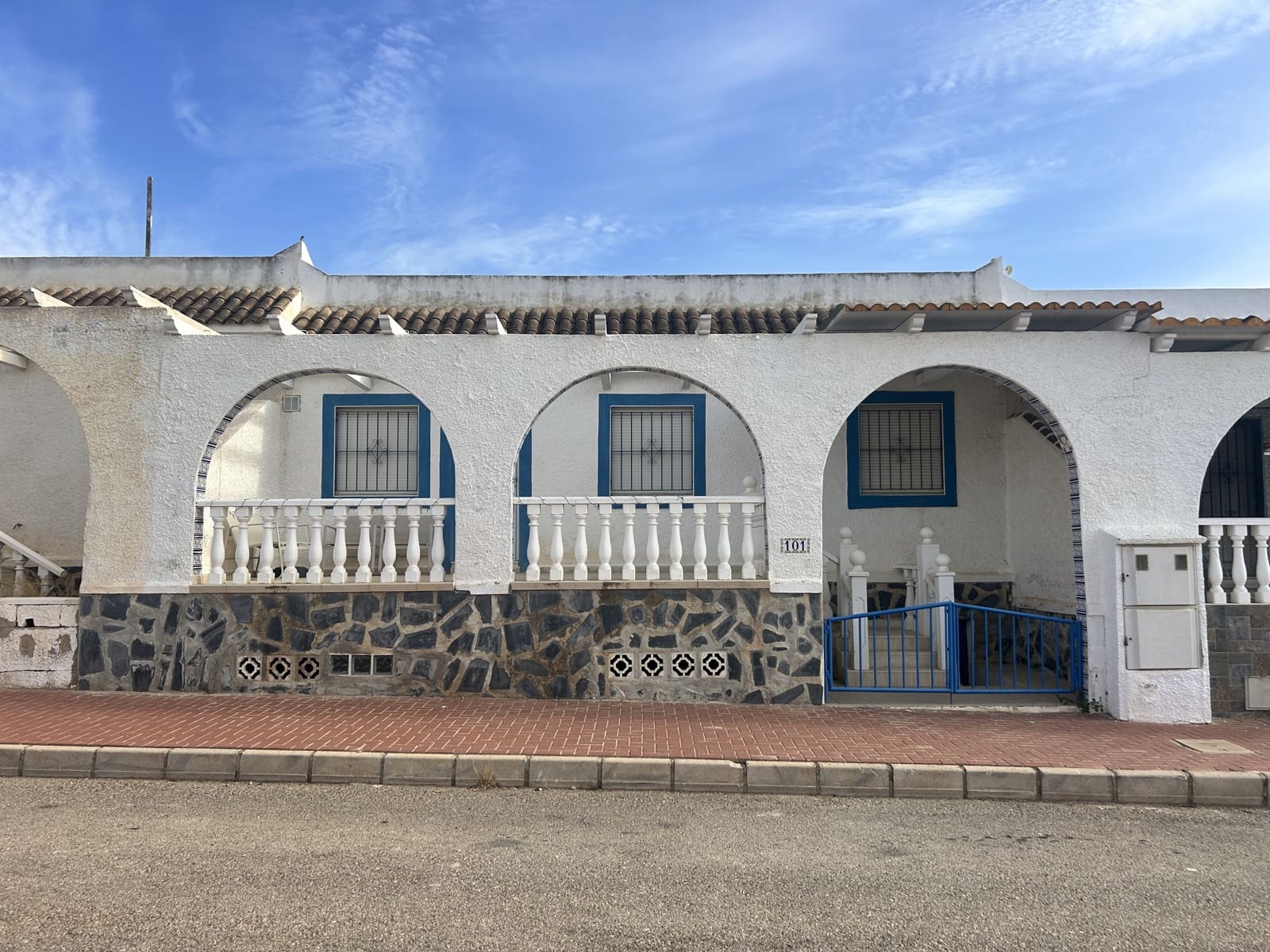 2 bedroom Bungalow for sale in Camposol with pool - € 117,500 (Ref: 10168913)