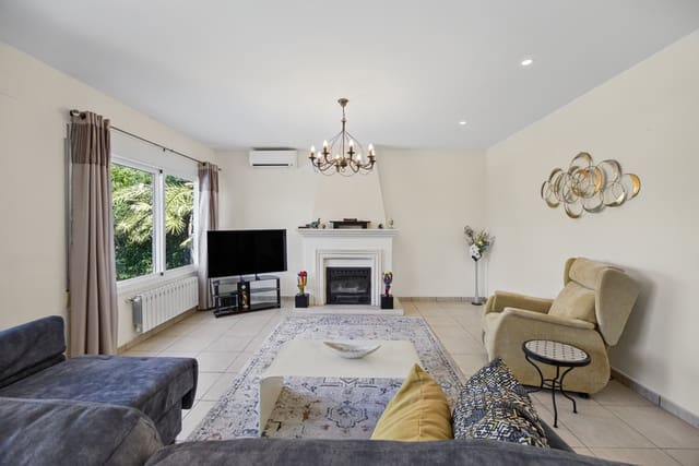 3 soveværelse Villa til salg i La Granadella  - Costa Nova, Javea / Xàbia med swimmingpool garage - € 795.000 (Ref: 10181937)