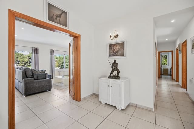 3 soveværelse Villa til salg i La Granadella  - Costa Nova, Javea / Xàbia med swimmingpool garage - € 795.000 (Ref: 10181937)
