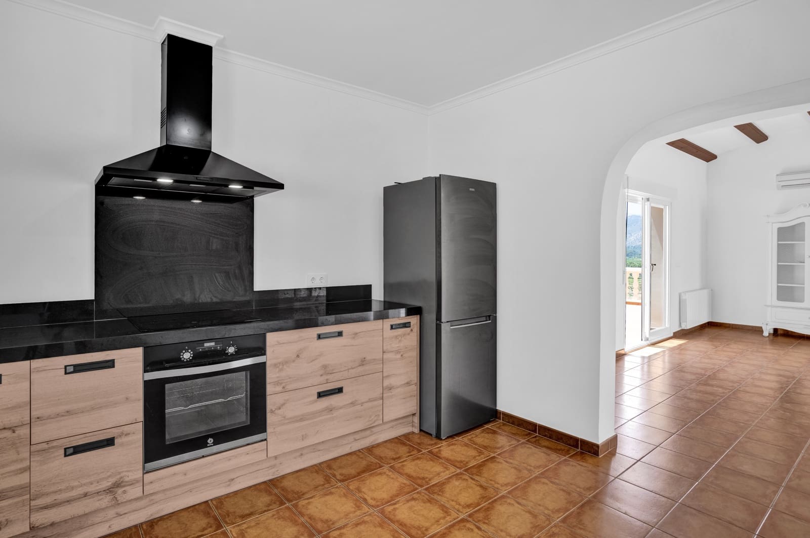 Chalet de 5 habitaciones en Orba en venta con piscina garaje - 645.000 € (Ref: 10181940)