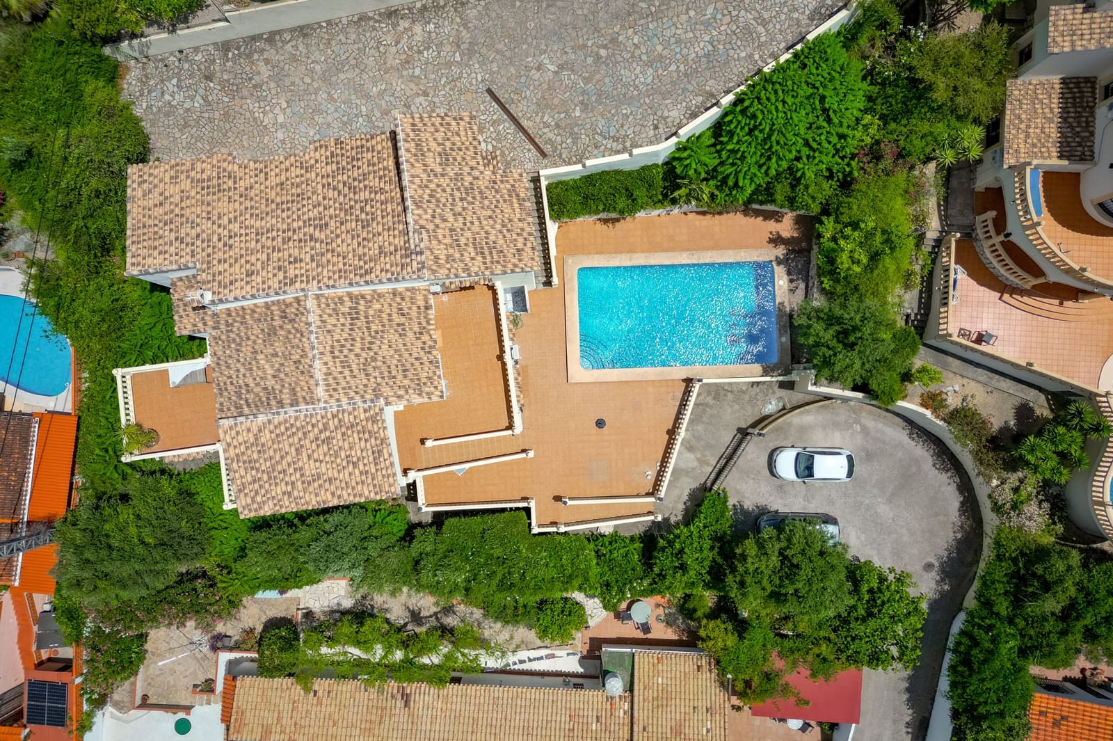 Chalet de 5 habitaciones en Orba en venta con piscina garaje - 645.000 € (Ref: 10181940)