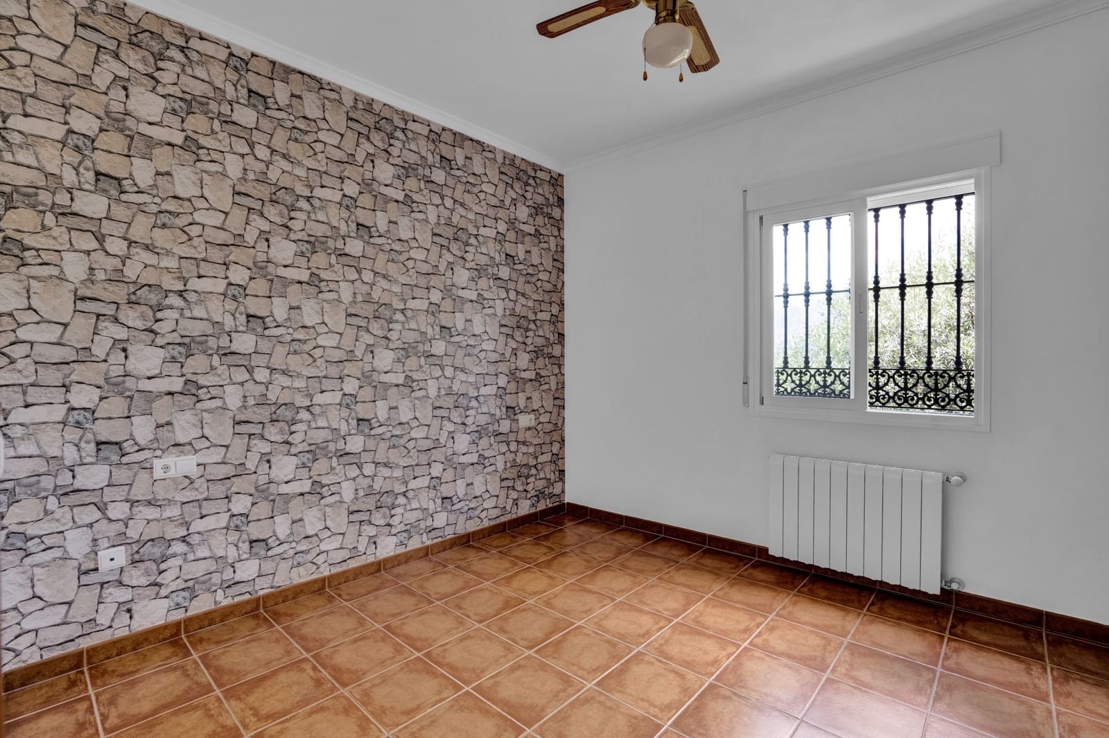 Chalet de 5 habitaciones en Orba en venta con piscina garaje - 645.000 € (Ref: 10181940)