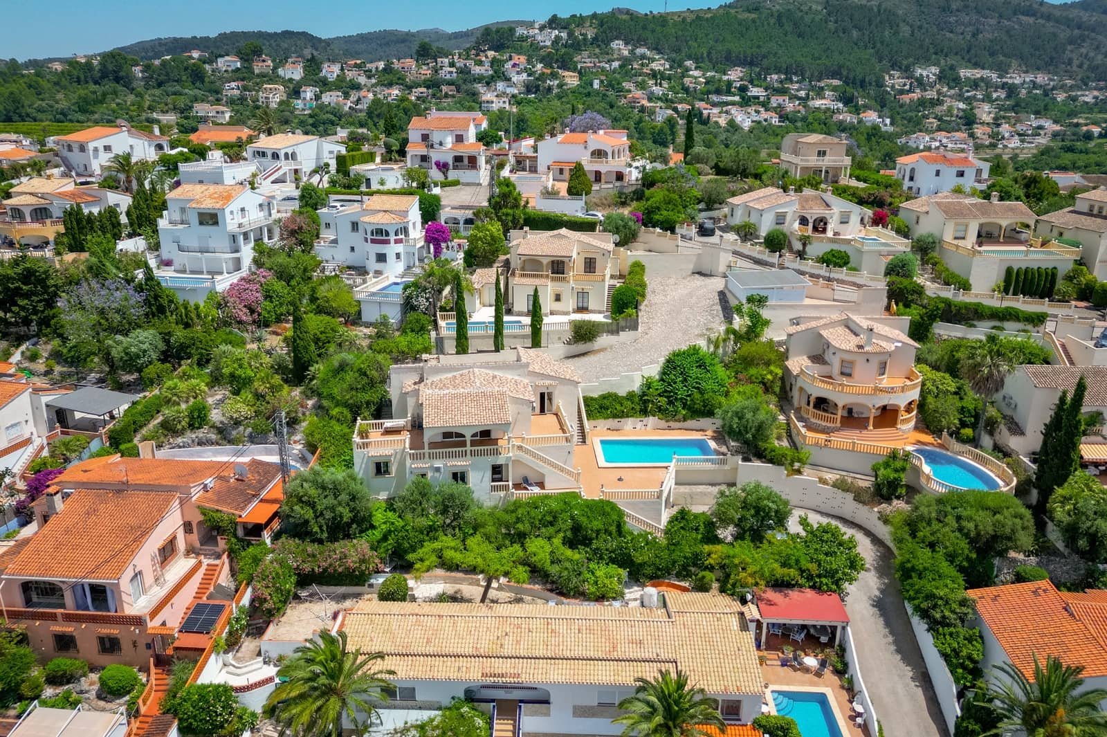 Chalet de 5 habitaciones en Orba en venta con piscina garaje - 645.000 € (Ref: 10181940)