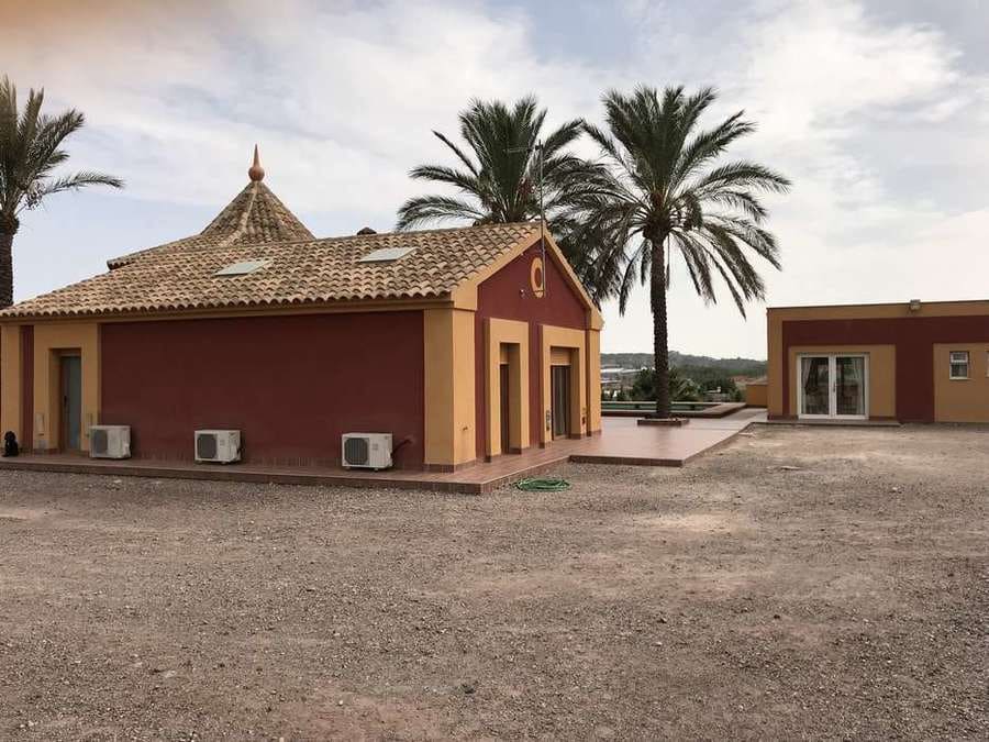 5 soveværelse Finca/Landehus til salg i Totana med swimmingpool garage - € 399.950 (Ref: 6876577)