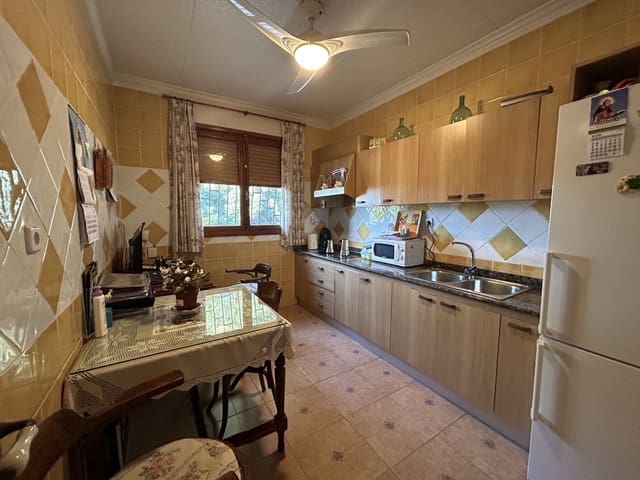 3 soverom Finca/Herregård til salgs i Totana med svømmebasseng garasje - € 340 000 (Ref: 8045973)