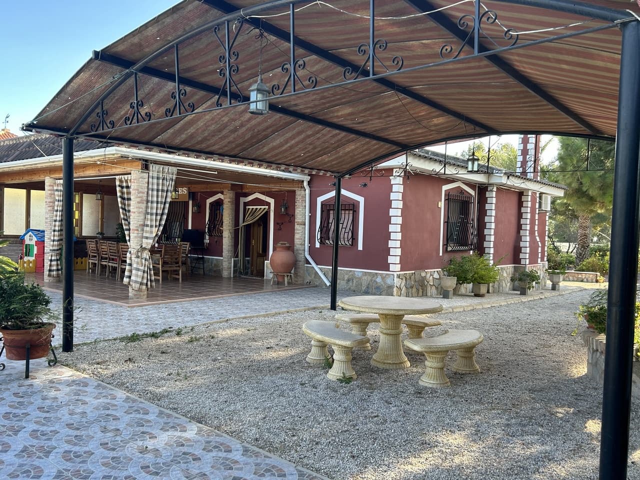 3 soveværelse Finca/Landehus til salg i Totana med swimmingpool garage - € 340.000 (Ref: 8045973)