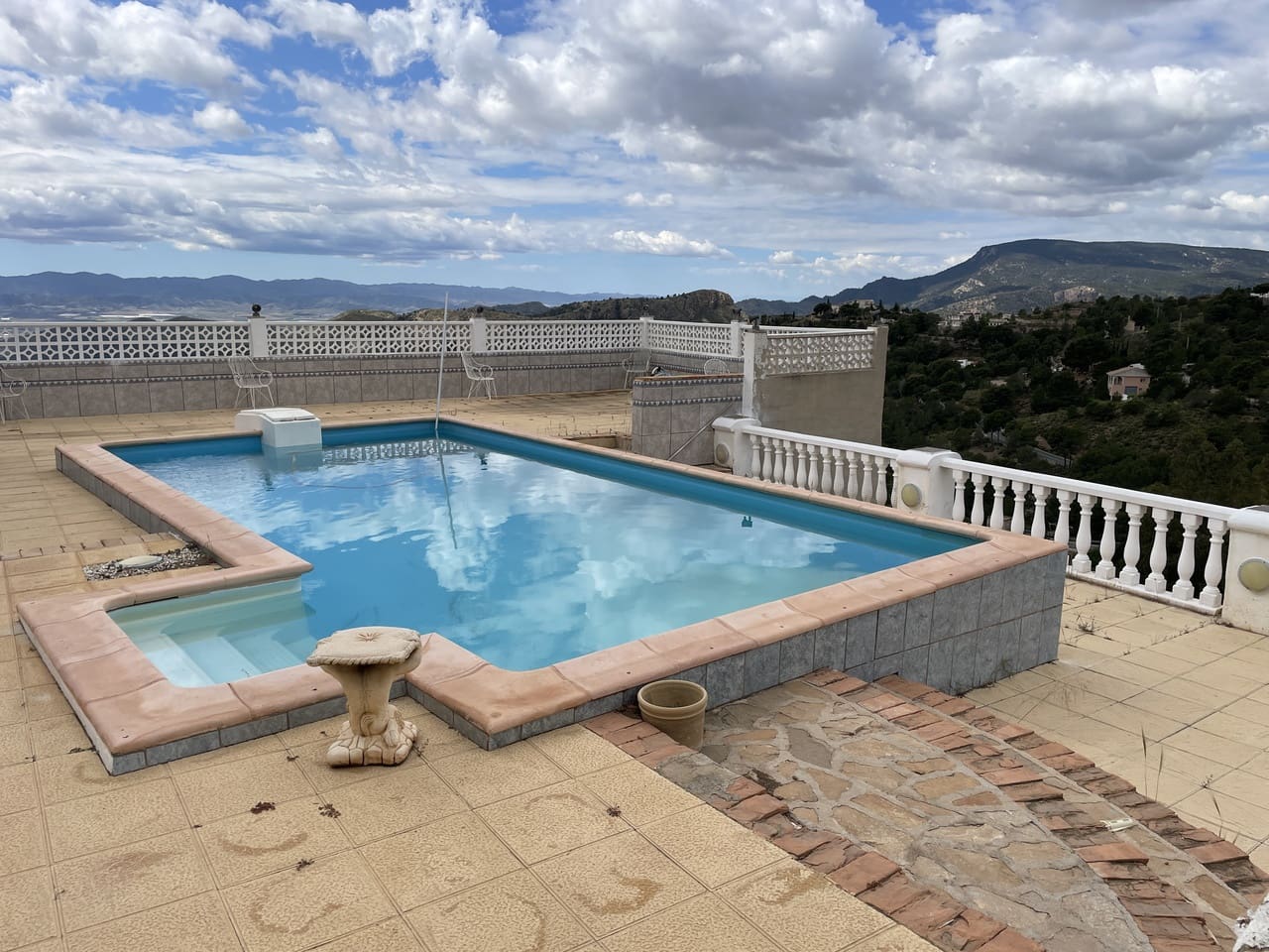 4 soverom Villa til salgs i Aledo med svømmebasseng garasje - € 284 950 (Ref: 8971102)