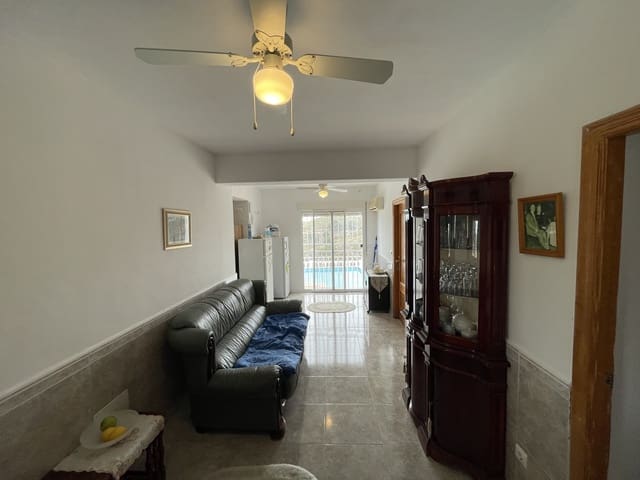 4 soverom Villa til salgs i Aledo med svømmebasseng garasje - € 284 950 (Ref: 8971102)