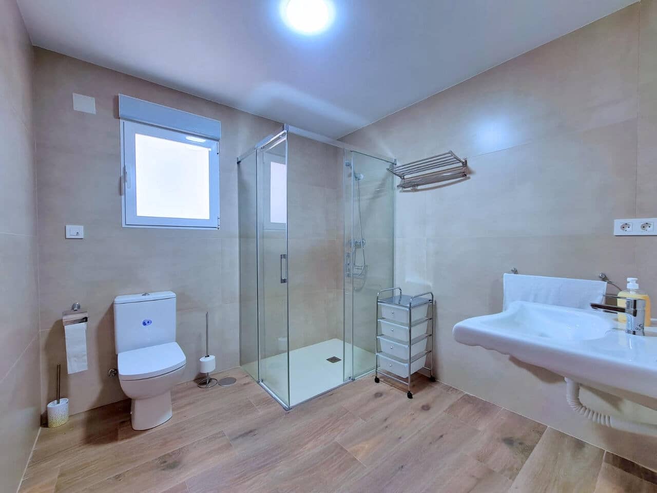 4 bedroom Villa for sale in Cartagena with pool - € 500,000 (Ref: 9207480)