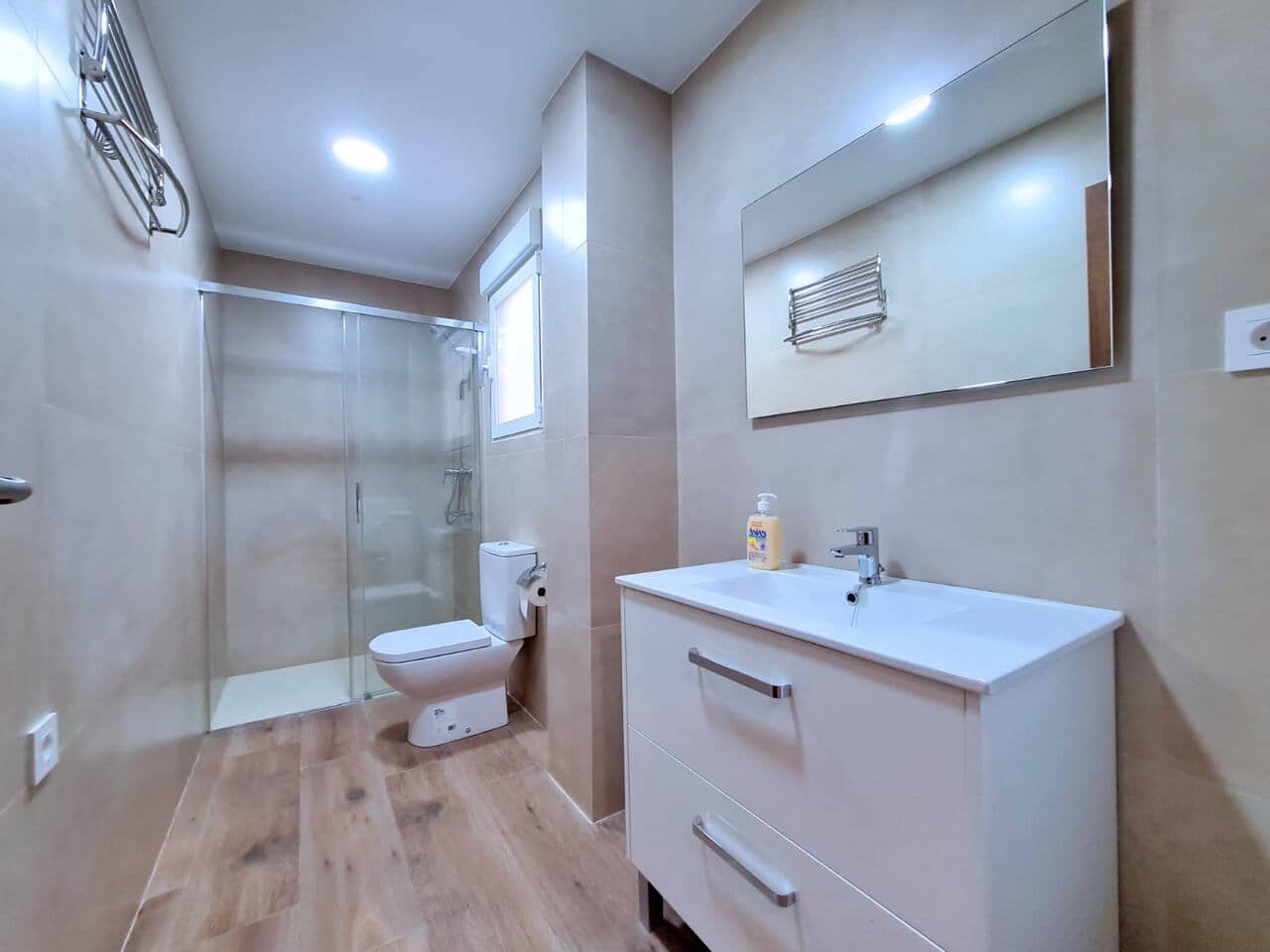 4 bedroom Villa for sale in Cartagena with pool - € 500,000 (Ref: 9207480)