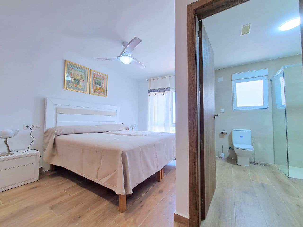 4 bedroom Villa for sale in Cartagena with pool - € 500,000 (Ref: 9207480)