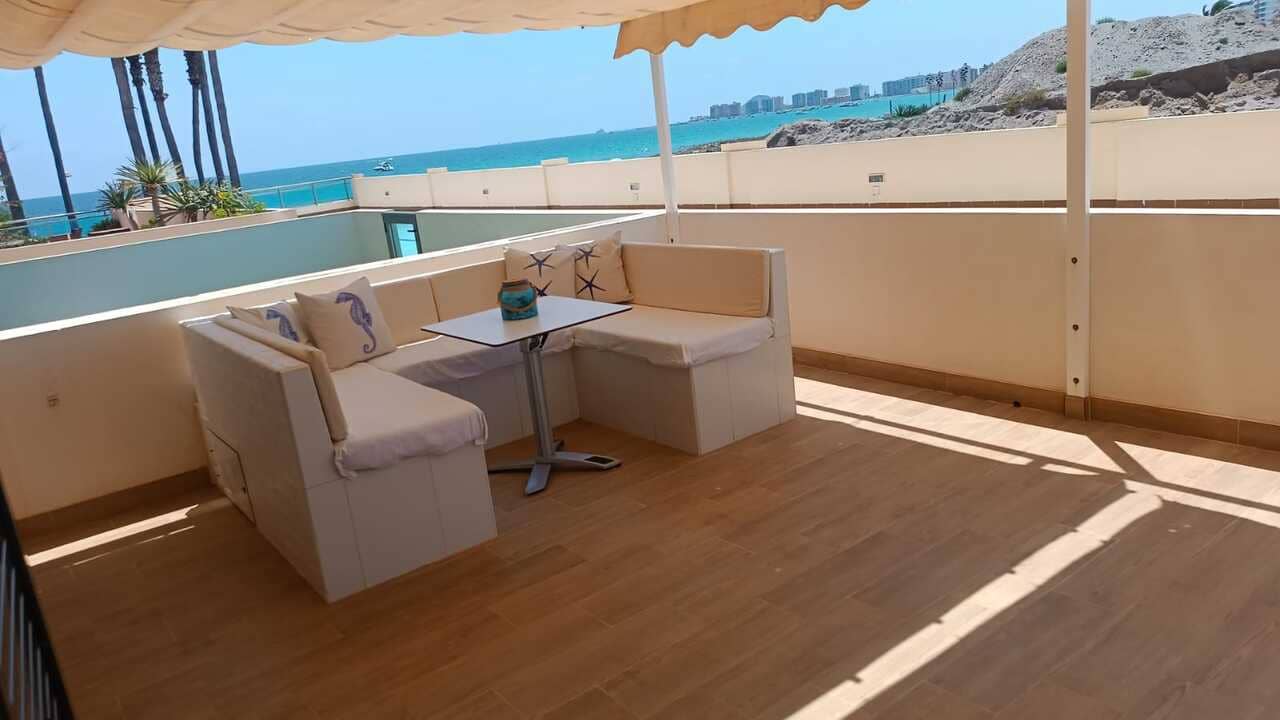 1 quarto Apartamento para venda em La Manga del Mar Menor com piscina - 235 000 € (Ref: 9235218)