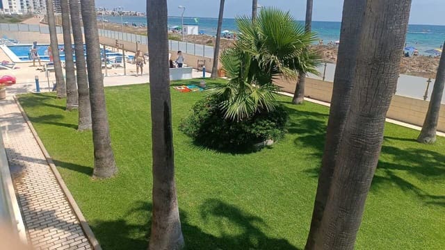 1 quarto Apartamento para venda em La Manga del Mar Menor com piscina - 235 000 € (Ref: 9235218)