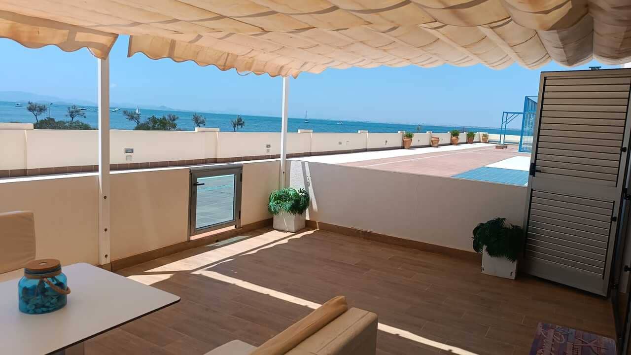1 quarto Apartamento para venda em La Manga del Mar Menor com piscina - 235 000 € (Ref: 9235218)
