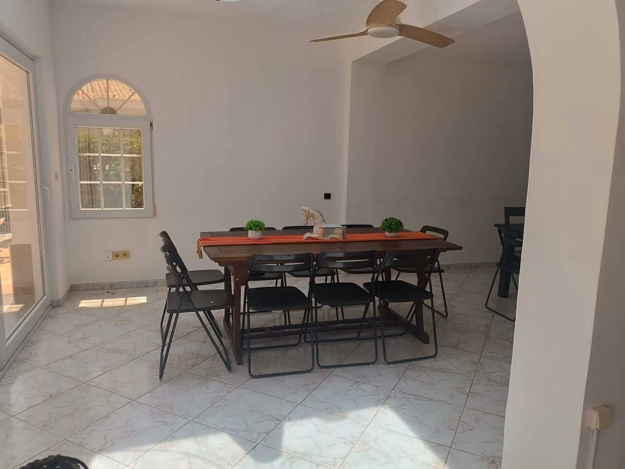 7 bedroom Villa for sale in La Manga del Mar Menor with pool - € 1,050,000 (Ref: 9235221)