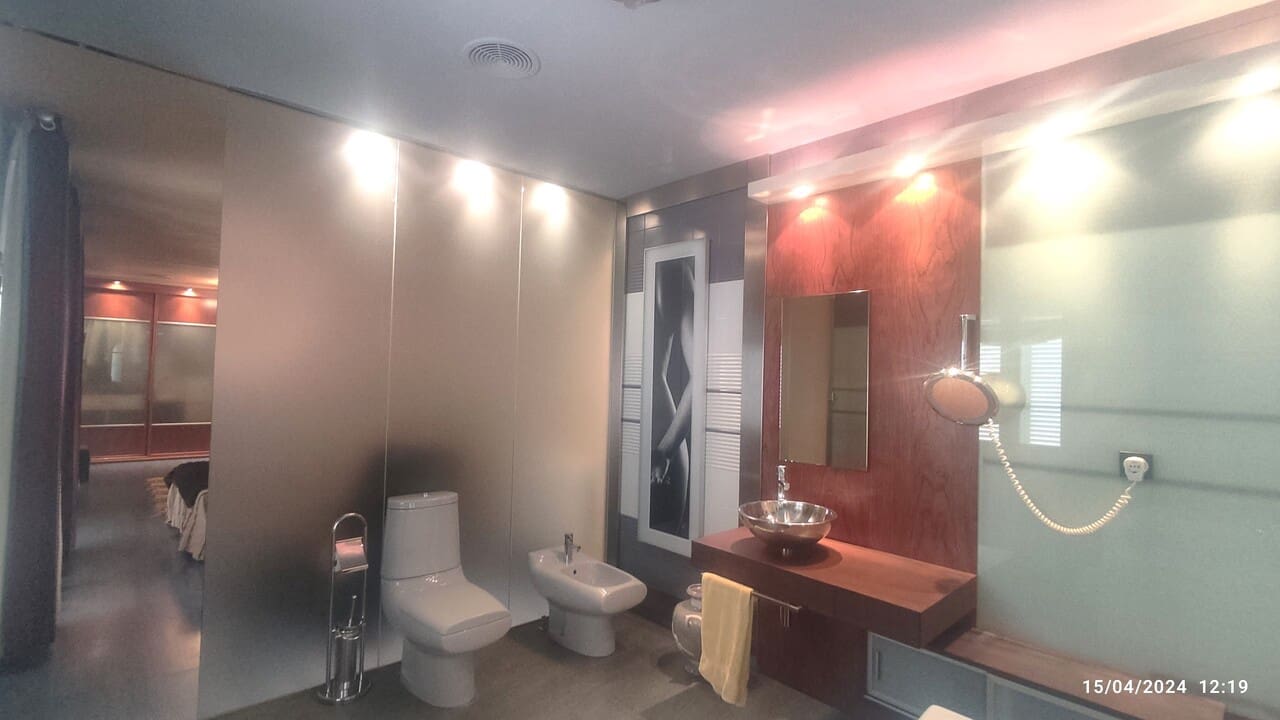 8 soveværelse Finca/Landehus til salg i Moratalla med swimmingpool - € 445.000 (Ref: 9235234)