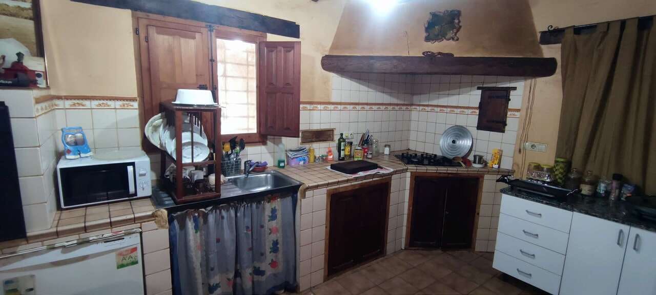 4 soverom Finca/Herregård til salgs i Pinoso med svømmebasseng - € 179 500 (Ref: 9235235)