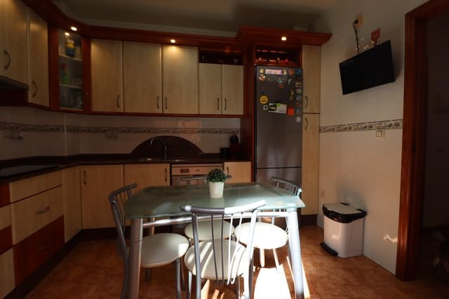 4 soveværelse Byhus til salg i Los Nietos, Cartagena - € 147.000 (Ref: 9235243)