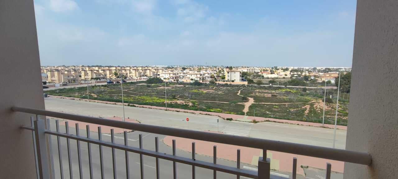 2 soverom Leilighet til salgs i Cabo Roig med svømmebasseng garasje - € 159 500 (Ref: 9235247)