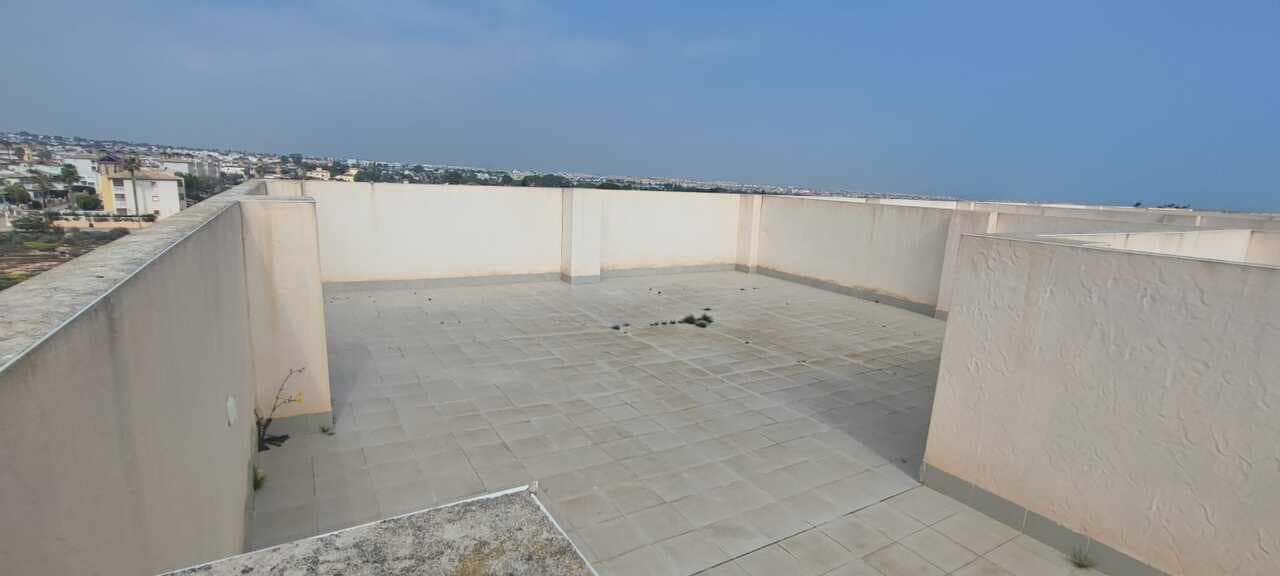 2 soverom Leilighet til salgs i Cabo Roig med svømmebasseng garasje - € 159 500 (Ref: 9235247)