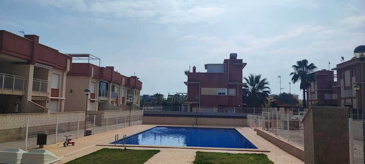 2 soverom Leilighet til salgs i Cabo Roig med svømmebasseng garasje - € 159 500 (Ref: 9235247)