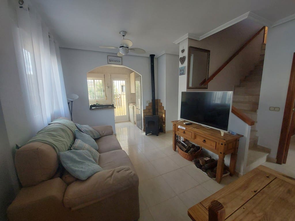 Chalet de 3 habitaciones en Polop en venta con piscina - 255.000 € (Ref: 9528479)