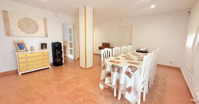 4 soverom Villa til salgs i La Villajoyosa / Vila Joiosa med svømmebasseng - € 390 000 (Ref: 9646121)