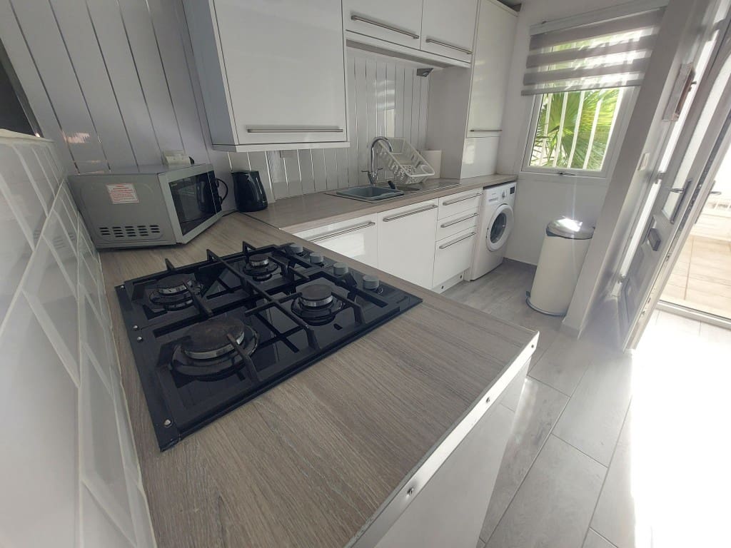 2 Zimmer Bungalow zu verkaufen in Albir mit Pool Garage - 269.000 € (Ref: 9646122)