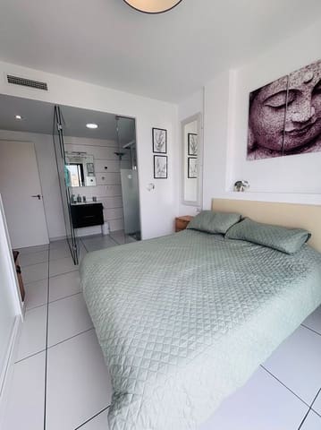 Apartamento de 2 habitaciones en Villamartin, Orihuela en venta con piscina - 205.000 € (Ref: 9761360)