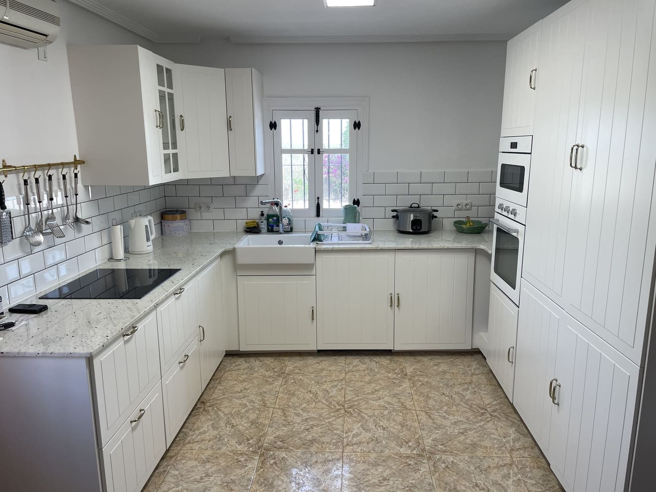 5 bedroom Villa for sale in Totana with pool - € 299,950 (Ref: 9816574)