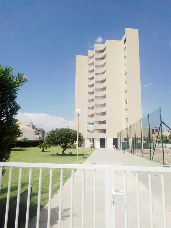 2 slaapkamer Finca/Landhuis te koop in Los Alcazares met garage - € 270.000 (Ref: 9834768)