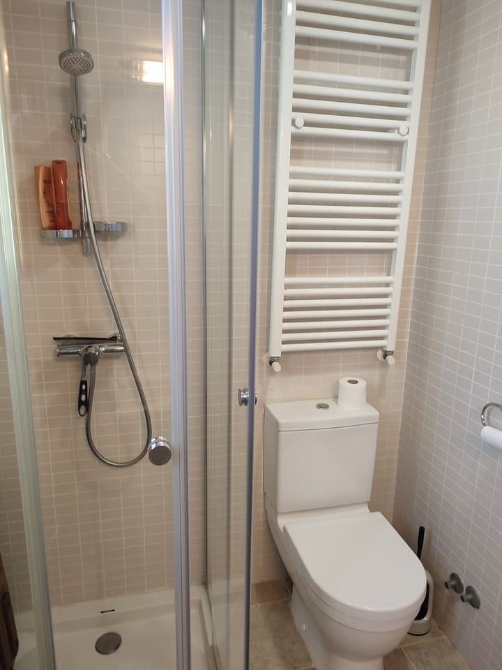 3 bedroom Villa for sale in Avileses with pool garage - € 375,000 (Ref: 9834773)