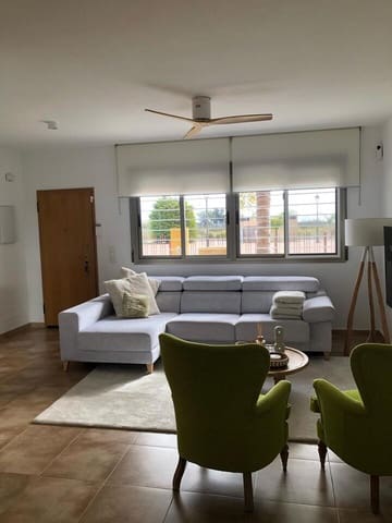 3 sypialnia Dom na sprzedaż w Centro, Los Alcázares z basenem - 360 000 € (Ref: 9834783)