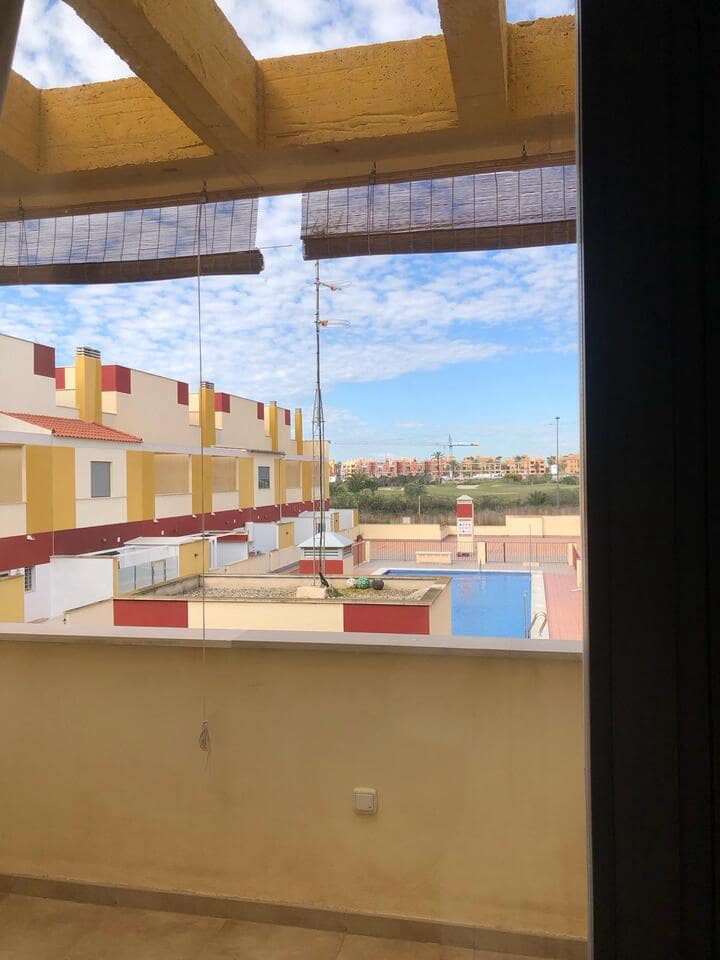 3 sypialnia Dom na sprzedaż w Los Alcazares z basenem - 360 000 € (Ref: 9834783)