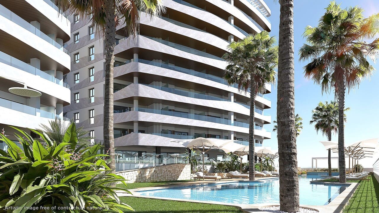 Apartamento de 2 habitaciones en Los Alcázares en venta con piscina - 473.000 € (Ref: 9834784)